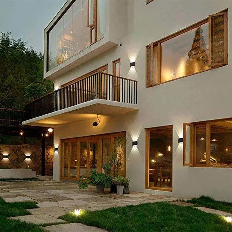 Lámpara Solar de pared para exteriores, luz cálida, impermeable, iluminación luminosa arriba y abajo, luces decorativas para balcón, patio y jardín, pared Exterior